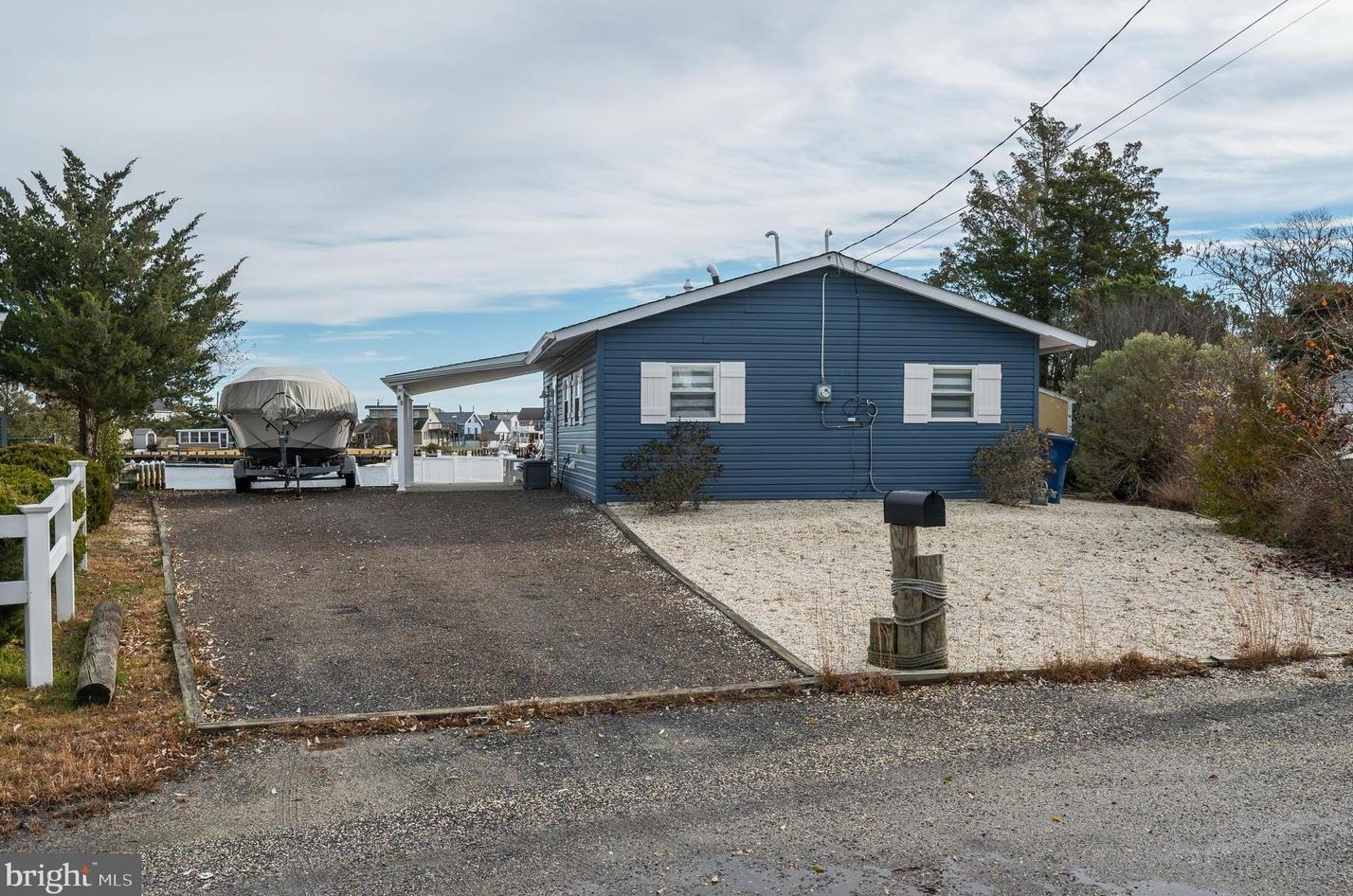 41 Los Angeles Dr, Tuckerton NJ  08087-1211 exterior