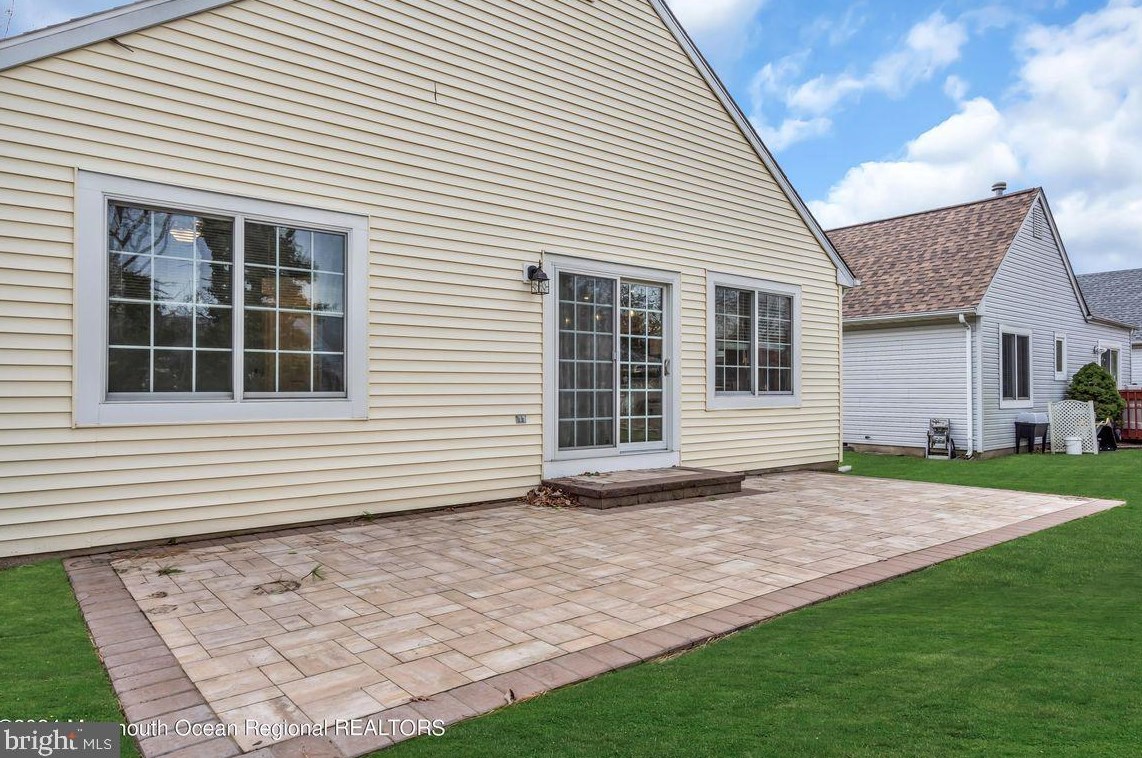 2342 Mount Hood Ln, Toms River NJ  08753-1521 exterior