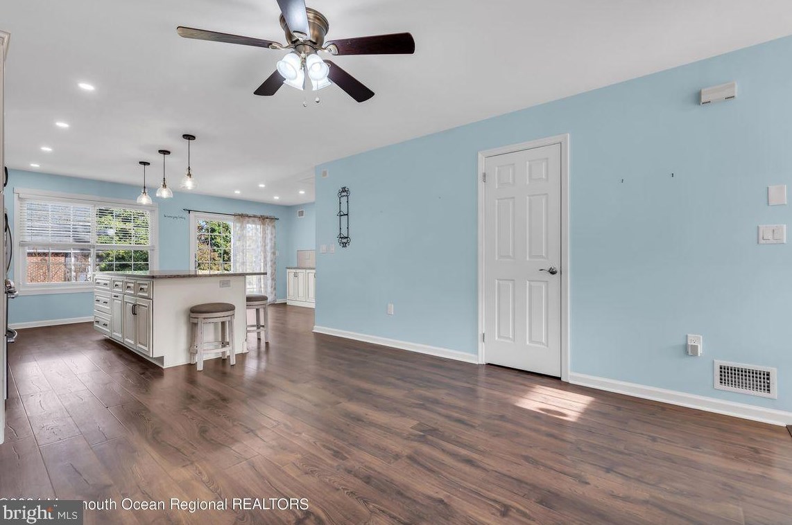 2342 Mount Hood Ln, Toms River NJ  08753-1521 exterior