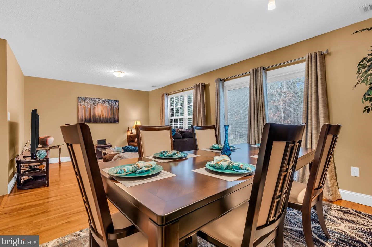 4202 Norma Pl, Toms River NJ  08755-1073 exterior