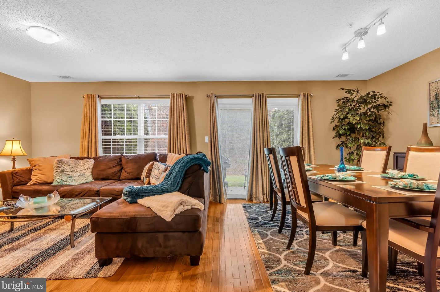 4202 Norma Pl, Toms River NJ  08755-1073 exterior
