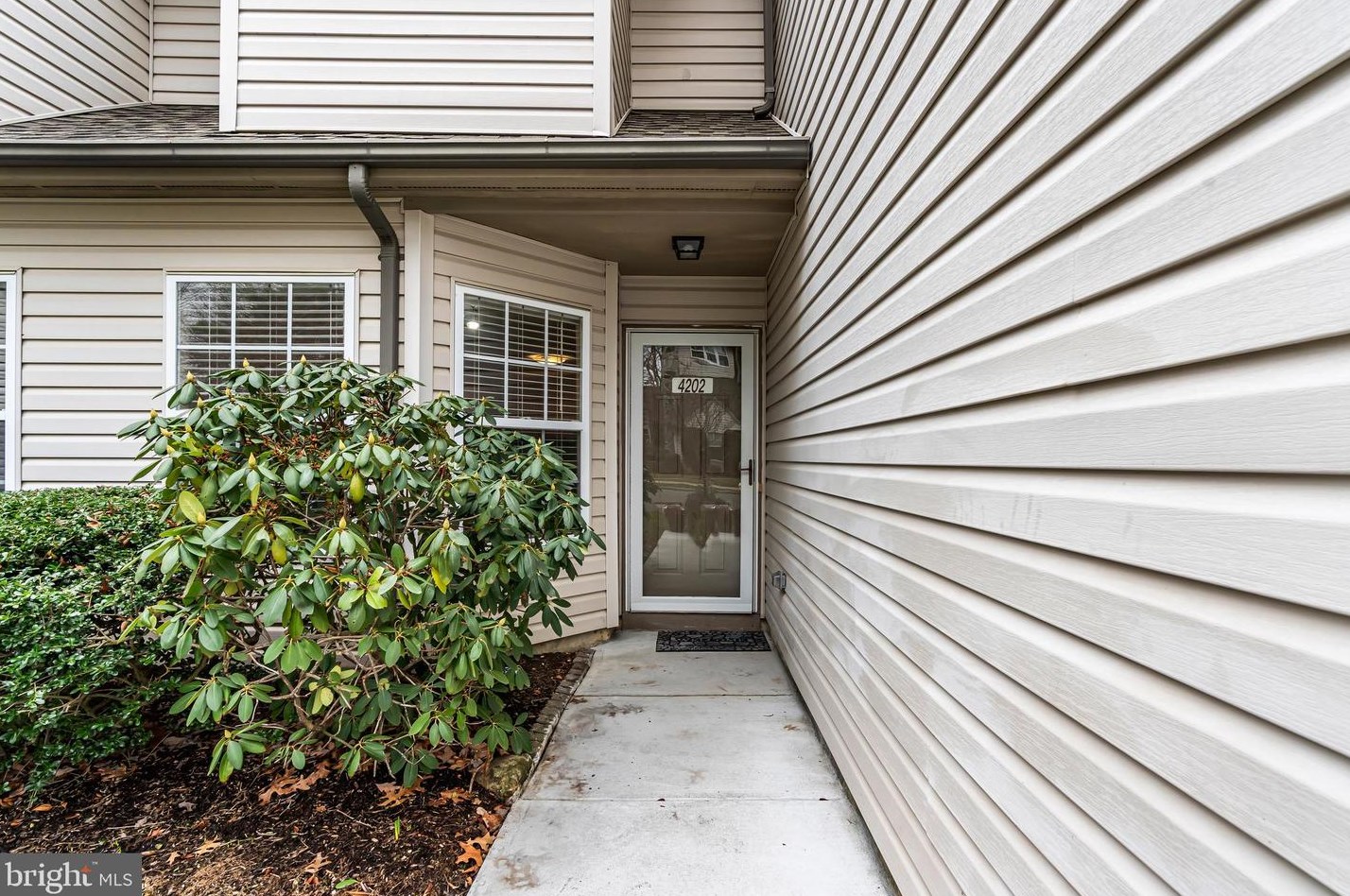 4202 Norma Pl, Toms River NJ  08755-1073 exterior