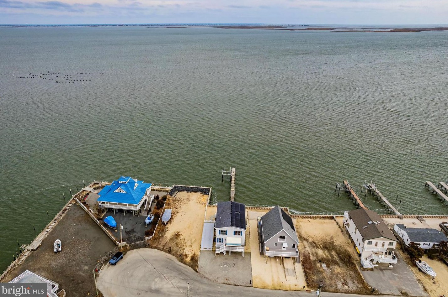 250 Heron Rd, Tuckerton NJ  08087-2410 exterior