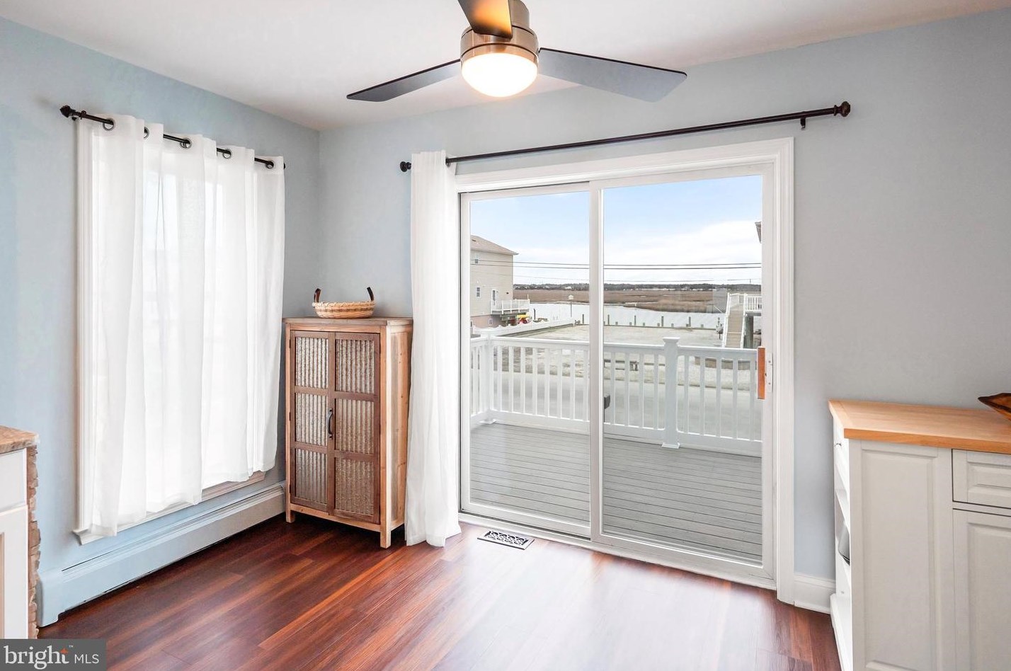 250 Heron Rd, Tuckerton NJ  08087-2410 exterior