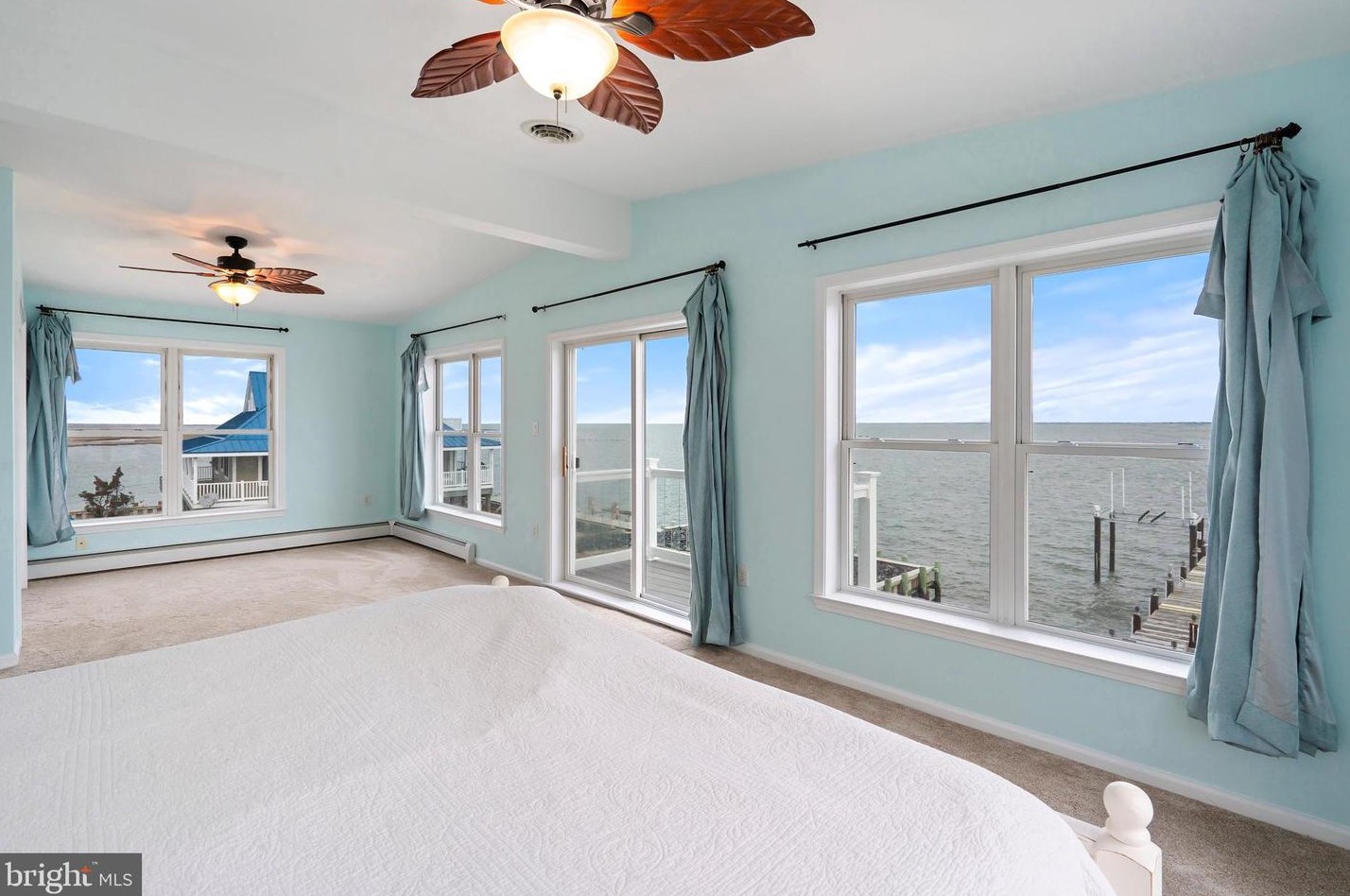 250 Heron Rd, Tuckerton NJ  08087-2410 exterior