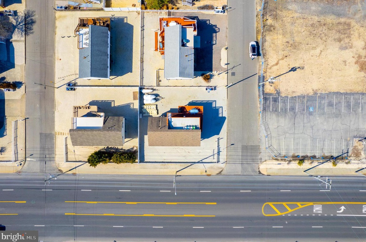 2 Connecticut Ave, Long Beach Township NJ  08008-3413 exterior