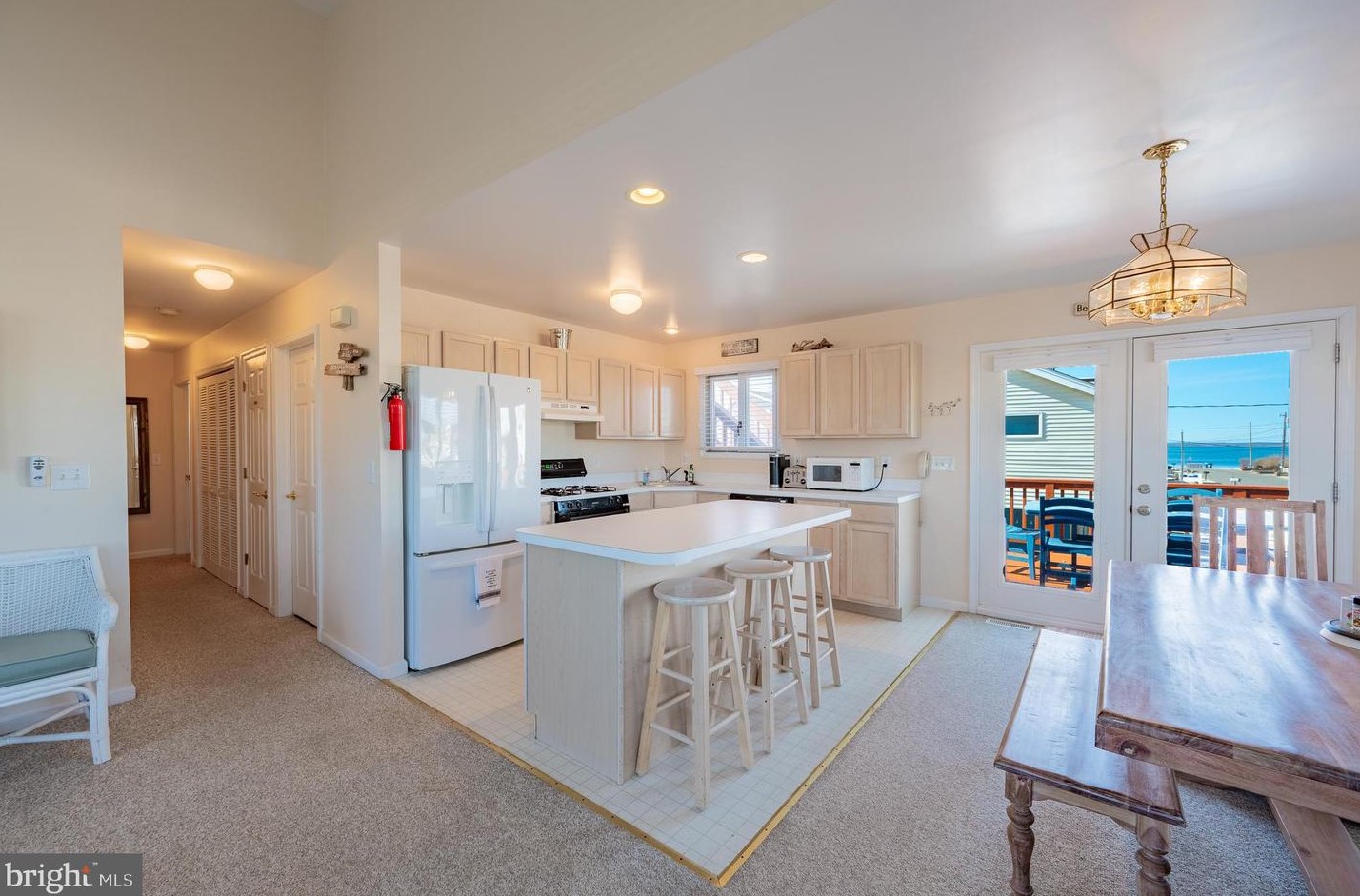 2 Connecticut Ave, Long Beach Township NJ  08008-3413 exterior