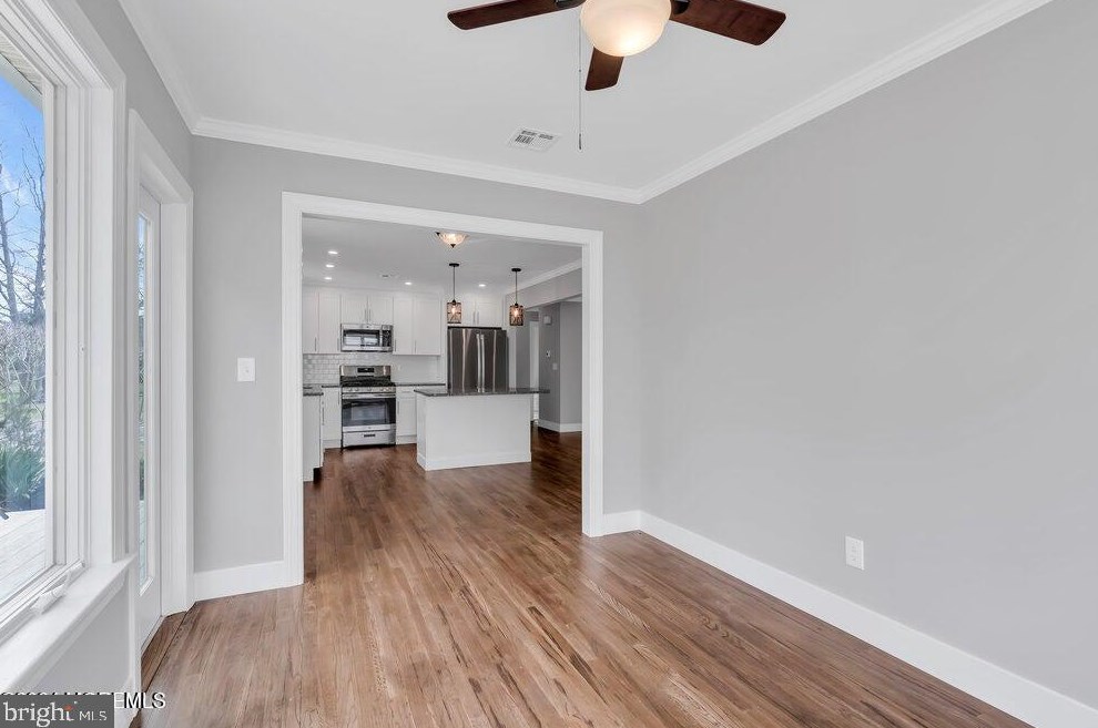 22 Edinburgh Dr, Toms River NJ  08757-4510 exterior