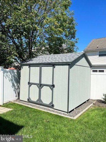 37 Marlin Ct, Berkeley Township NJ 08721-2466 exterior