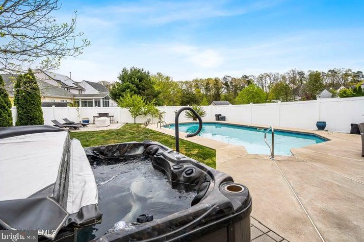 37 Marlin Ct, Berkeley Township NJ 08721-2466 exterior