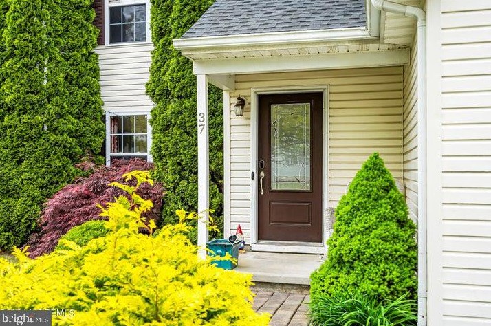 37 Marlin Ct, Berkeley Township NJ 08721-2466 exterior