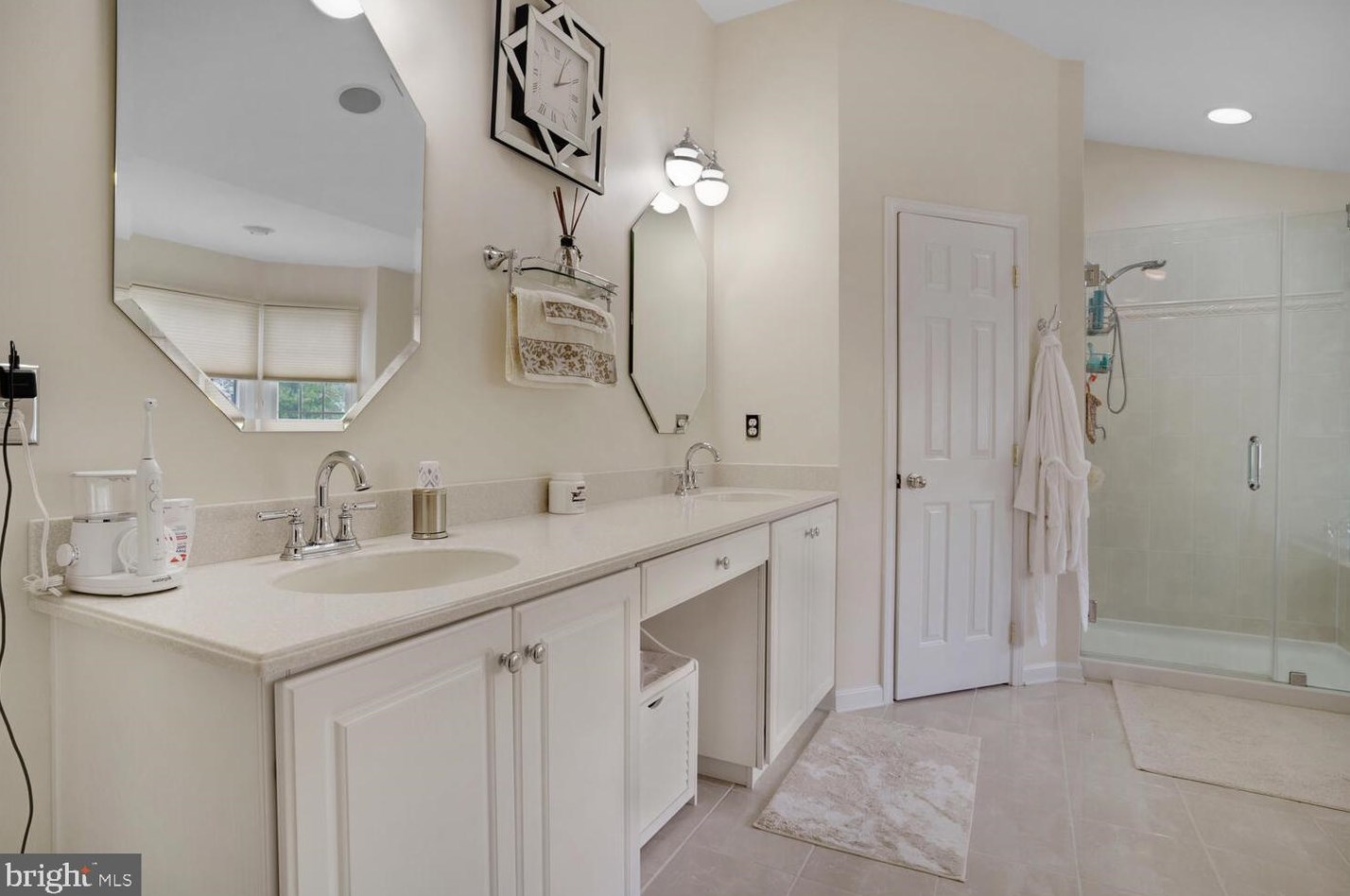 44 Harvest Way, Tuckerton NJ 08087-4043 exterior