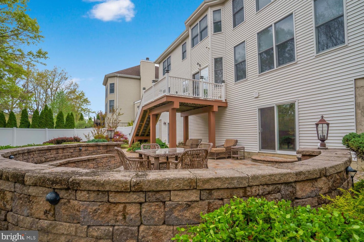 44 Harvest Way, Tuckerton NJ 08087-4043 exterior