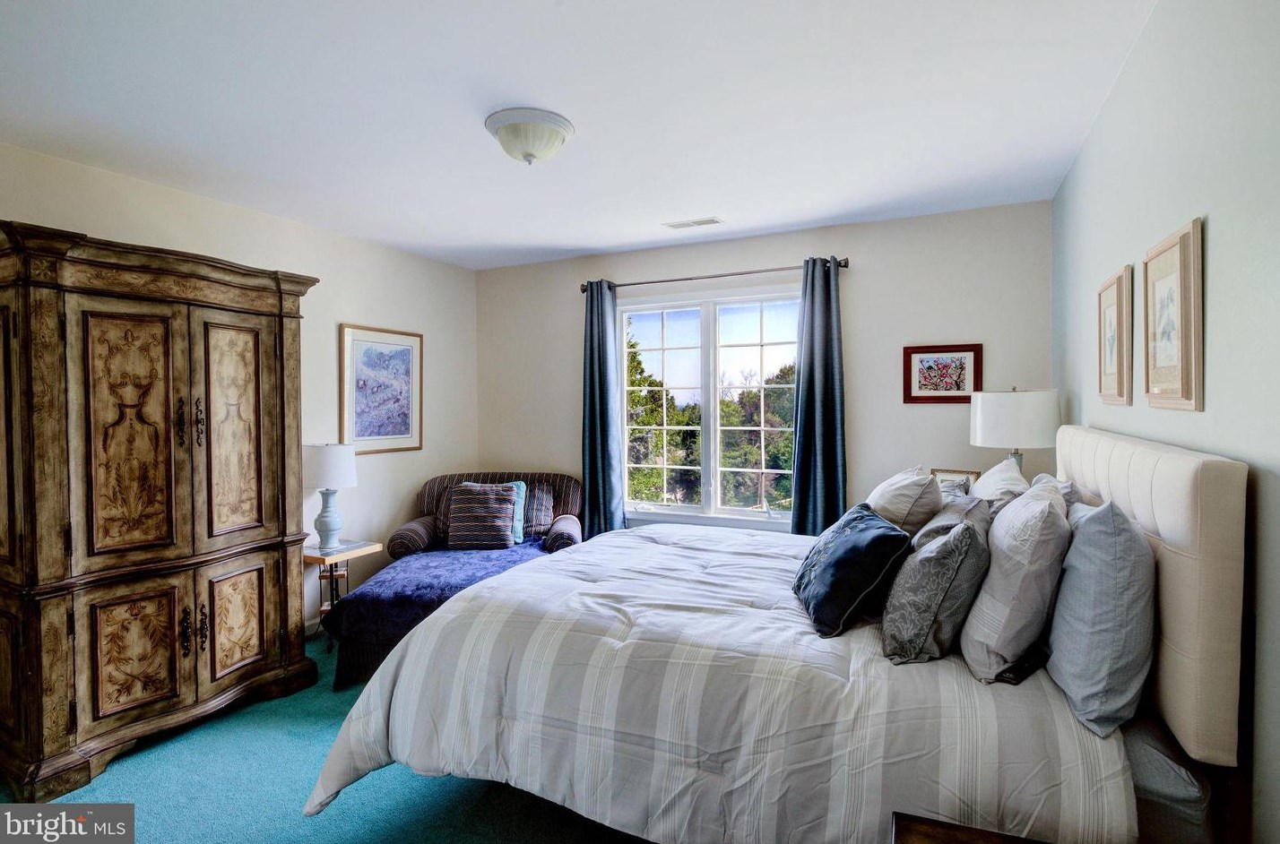 68 Murray Dr, Millstone NJ 08844-2542 exterior