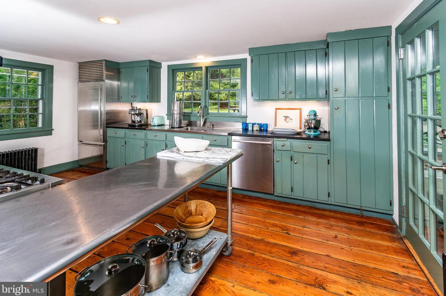 1093 Canal Rd, Princeton NJ  08540-8434 exterior