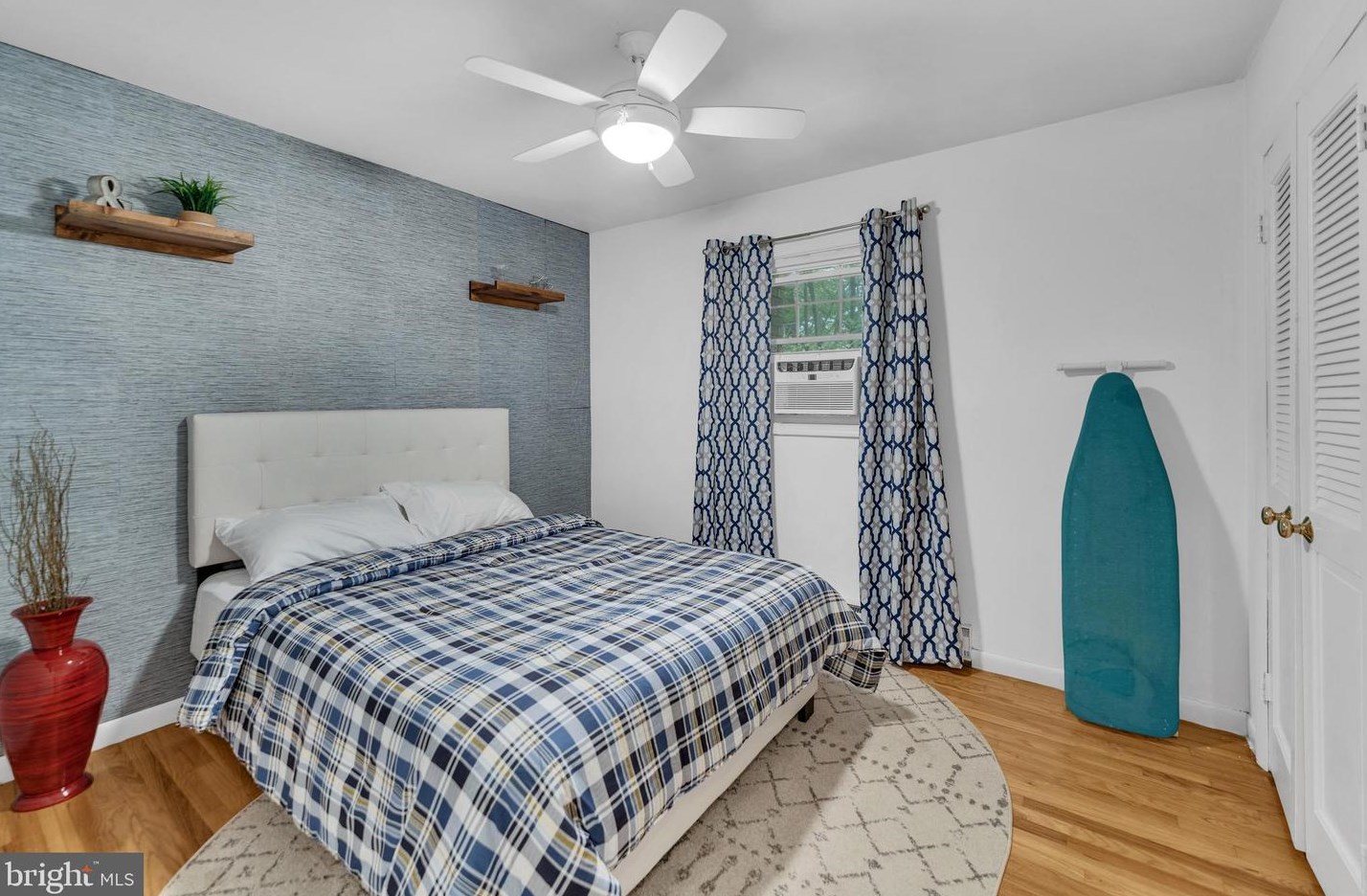 25 Sleepy Holw Rd, Andover NJ 07821-3326 exterior