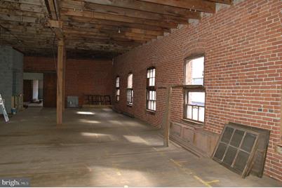 220 N Prince St 3rd Floor Lancaster Pa 17603 Mls 1010013728