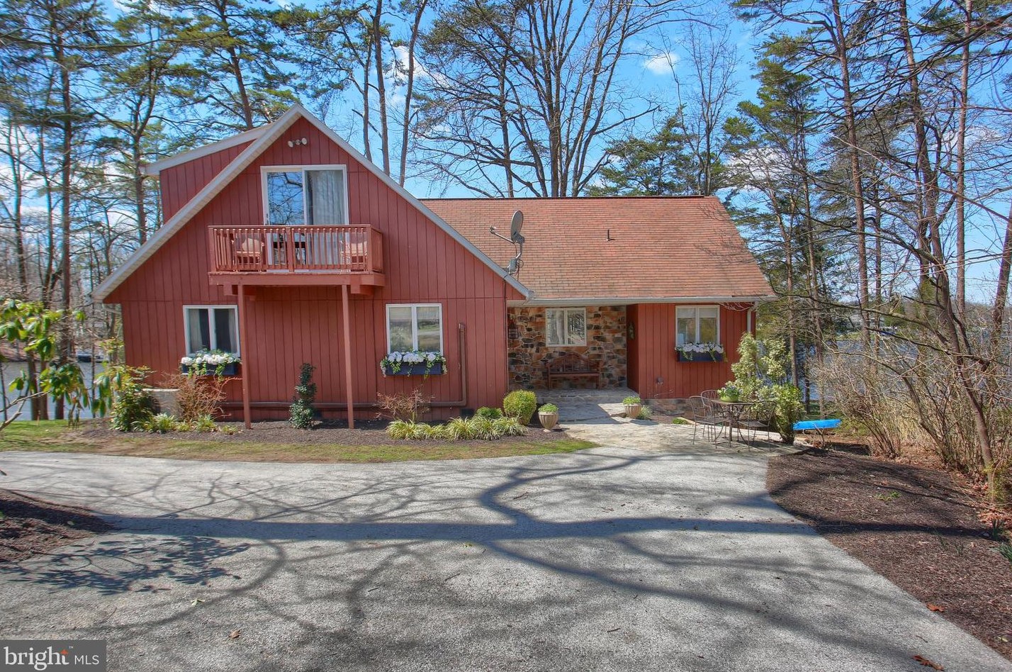 19 Bragg Dr, East Berlin PA  17316-9342 exterior