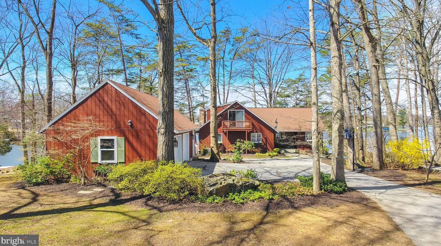 19 Bragg Dr, East Berlin PA  17316-9342 exterior