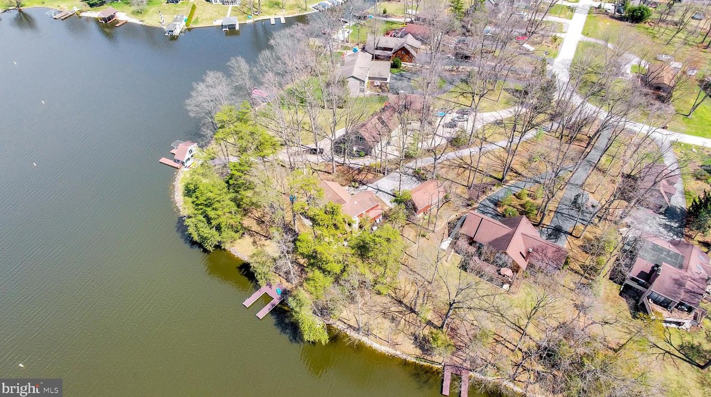 19 Bragg Dr, East Berlin PA  17316-9342 exterior