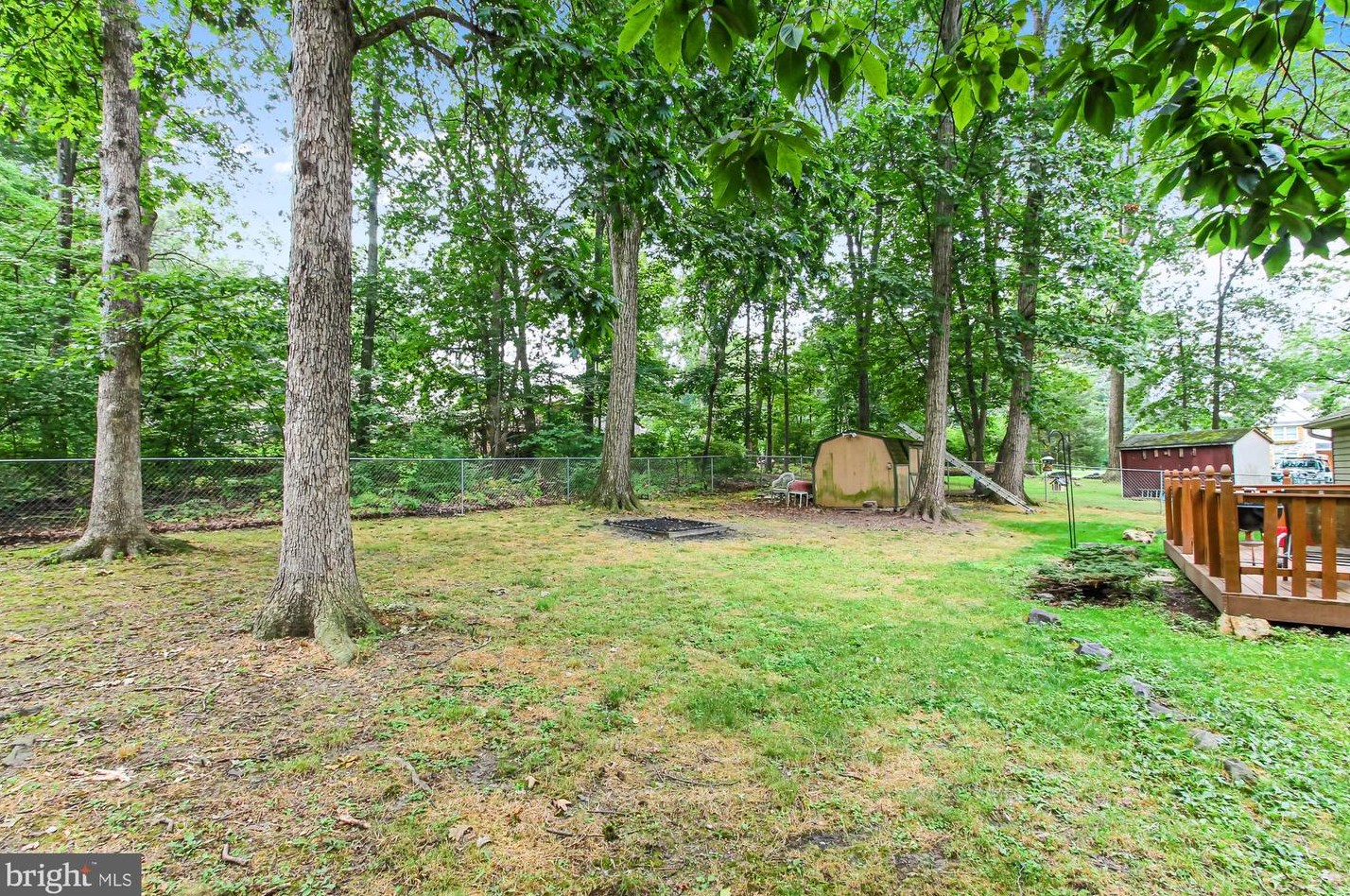 317 Lake Meade Dr, East Berlin PA  17316-9320 exterior