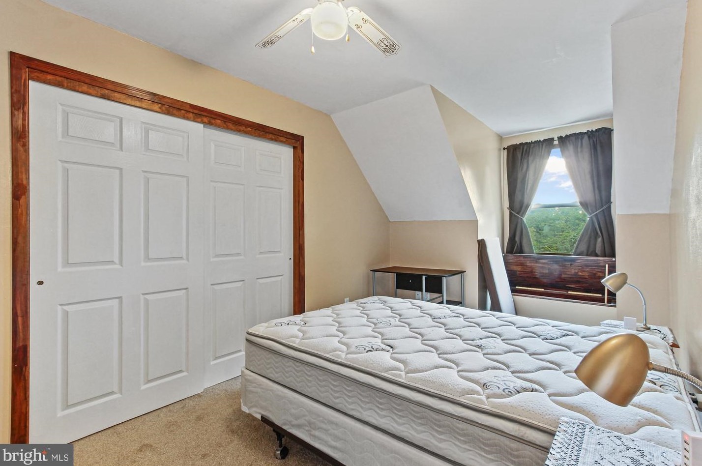 317 Lake Meade Dr, East Berlin PA  17316-9320 exterior