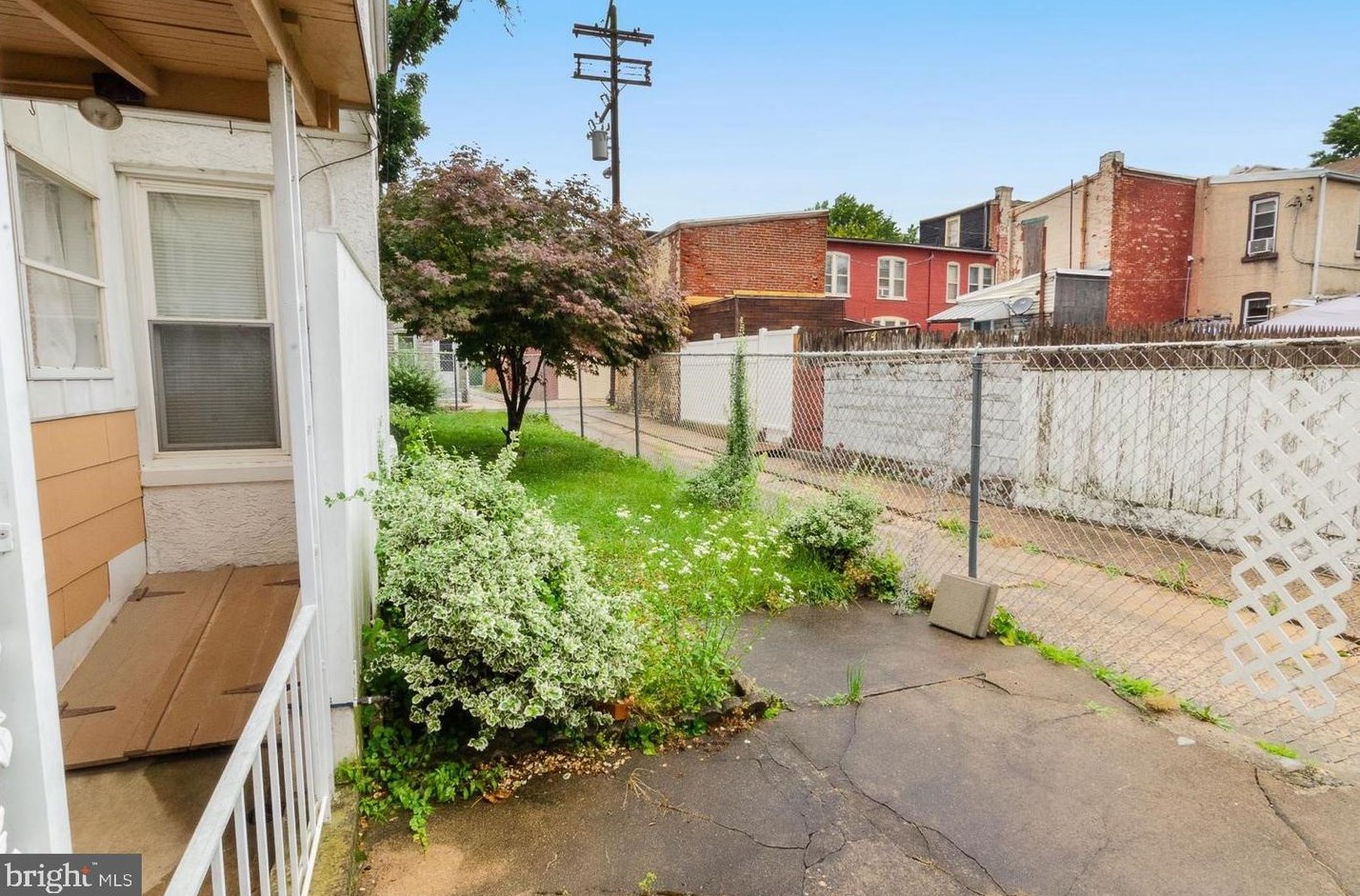 611 Minor St, Reading PA  19602-2723 exterior