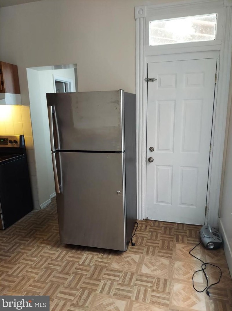 220 Greenwich St, Reading PA  19601-2721 exterior
