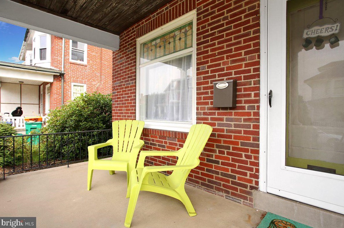 2217 Noble St, Reading PA  19609-1657 exterior