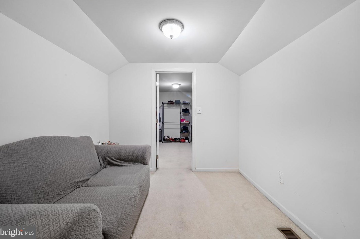 329 Buckhead Ln, Douglassville PA  19518-9628 exterior