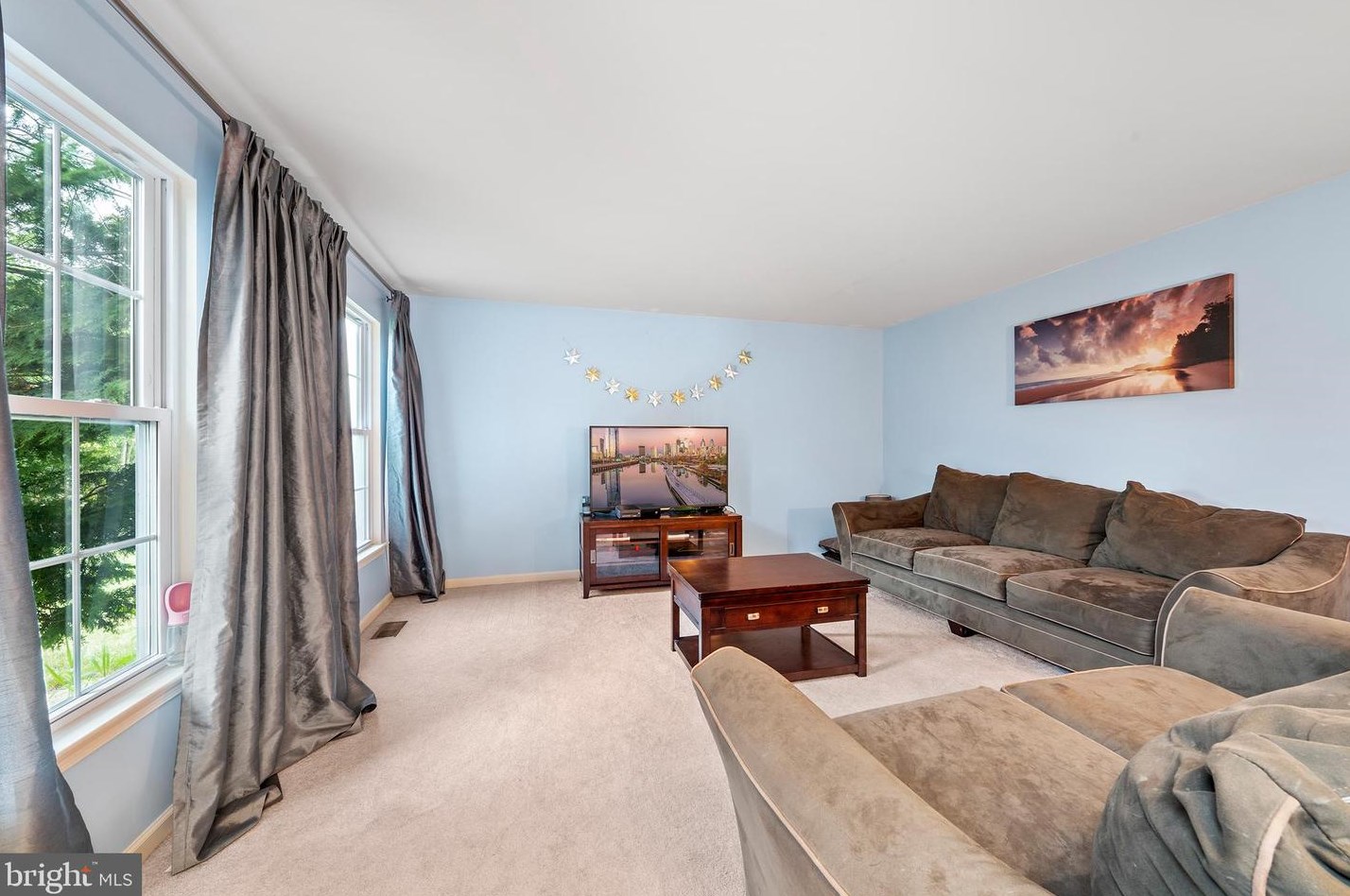 329 Buckhead Ln, Douglassville PA  19518-9628 exterior