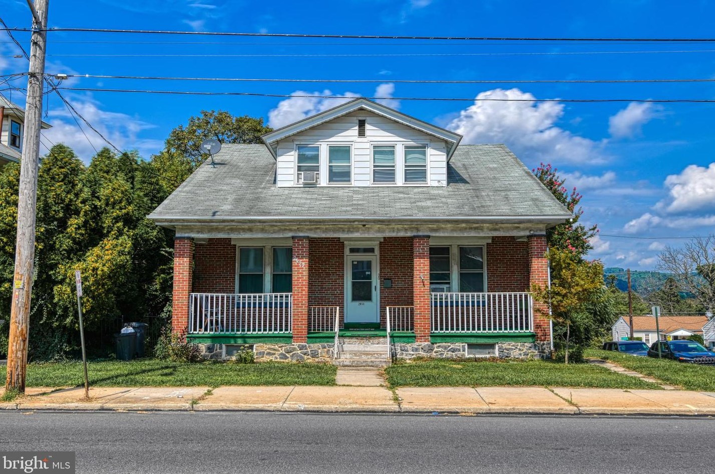 2653 Perkiomen Ave, Reading PA  19606-2001 exterior