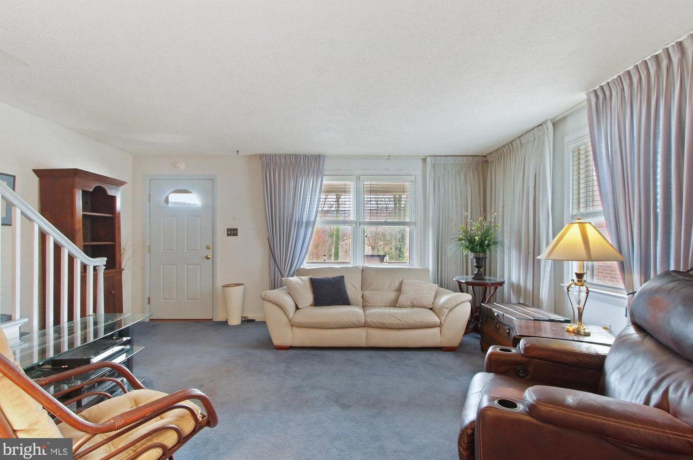 1126 Carsonia Ave, Reading PA  19606-1208 exterior