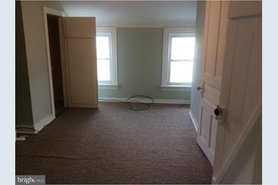 1040 Walnut Street #2 - Photo 1