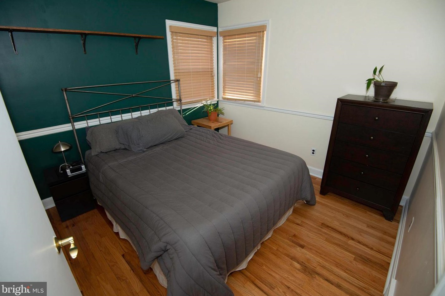 530 Dorchester Ave, Reading PA  19609-2323 exterior