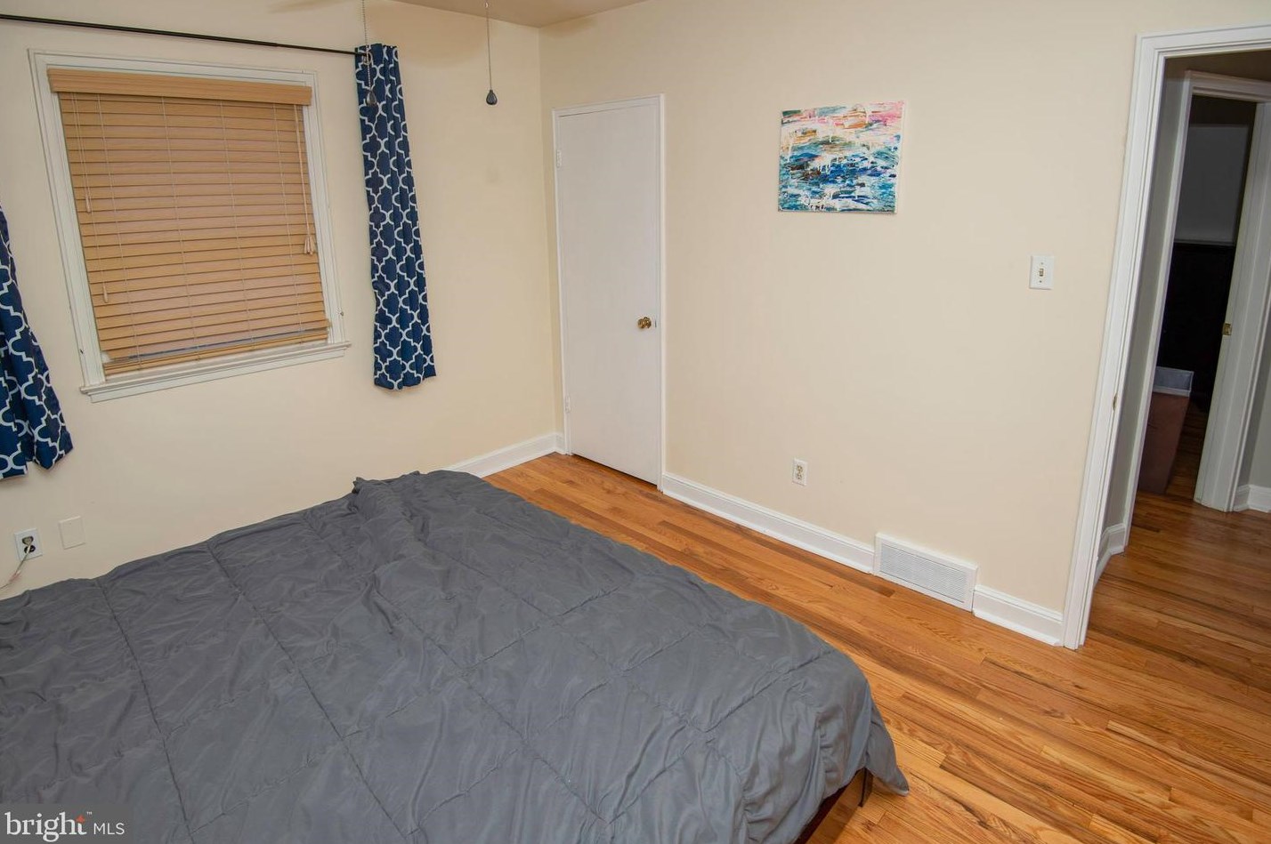 530 Dorchester Ave, Reading PA  19609-2323 exterior