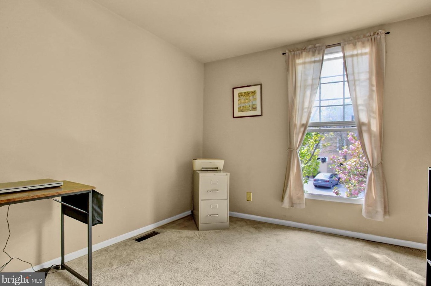 109 Medinah Dr, Reading PA 19607-3399 exterior