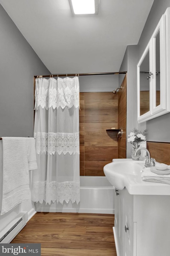 56 Amity Ave, Douglassville PA  19518-8963 exterior