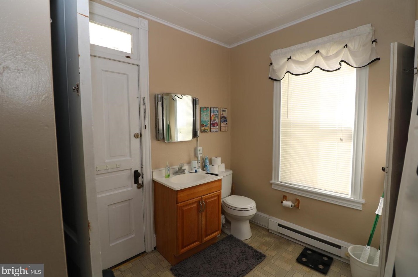 25 Mull Ave, Reading PA  exterior