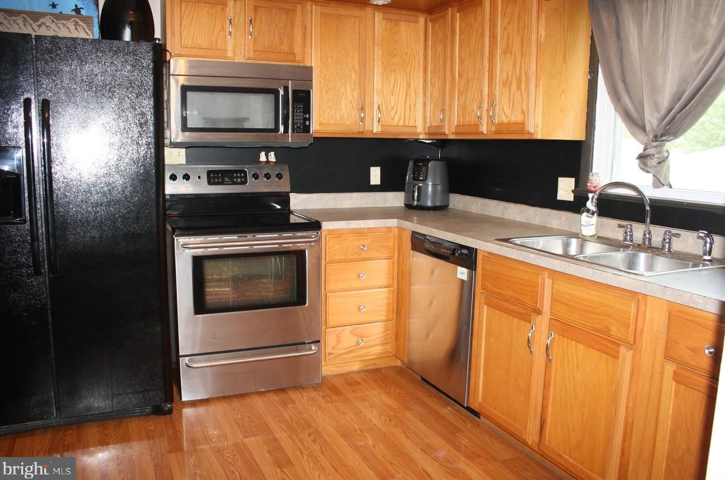 1921 Esther Dr, Carlisle, PA 17013