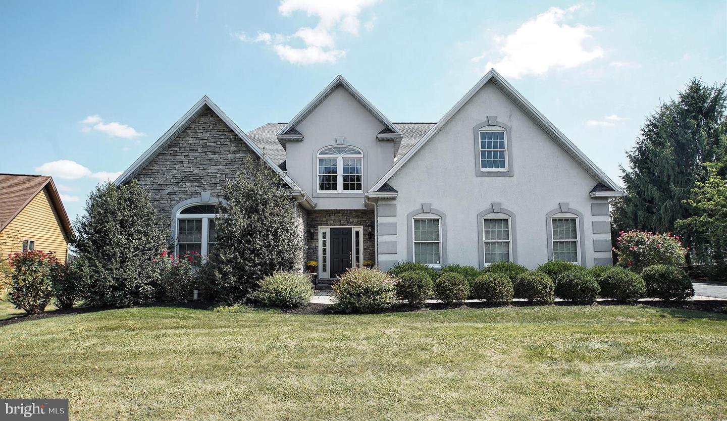 2091 Fairway Ln Harrisburg Pa 17112 Mls Pada113526 Coldwell