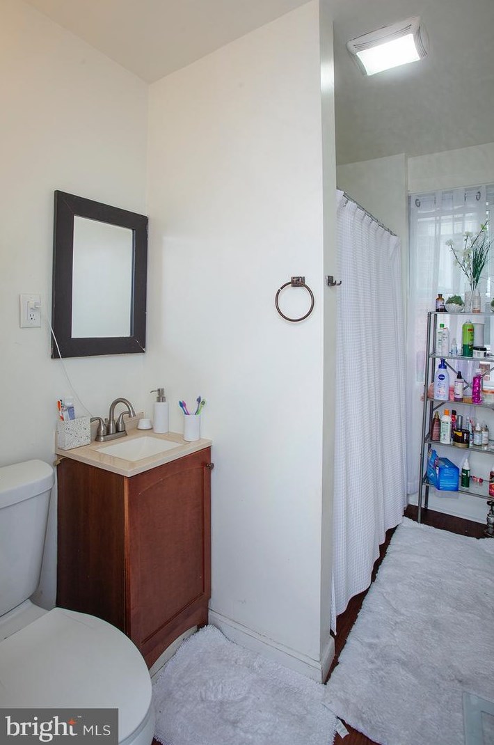 2014 Derry St, Harrisburg PA  17104-2301 exterior