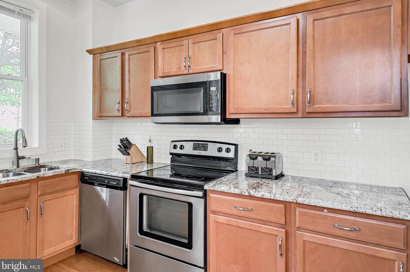 431 Harris St, Harrisburg PA  17102-1661 exterior