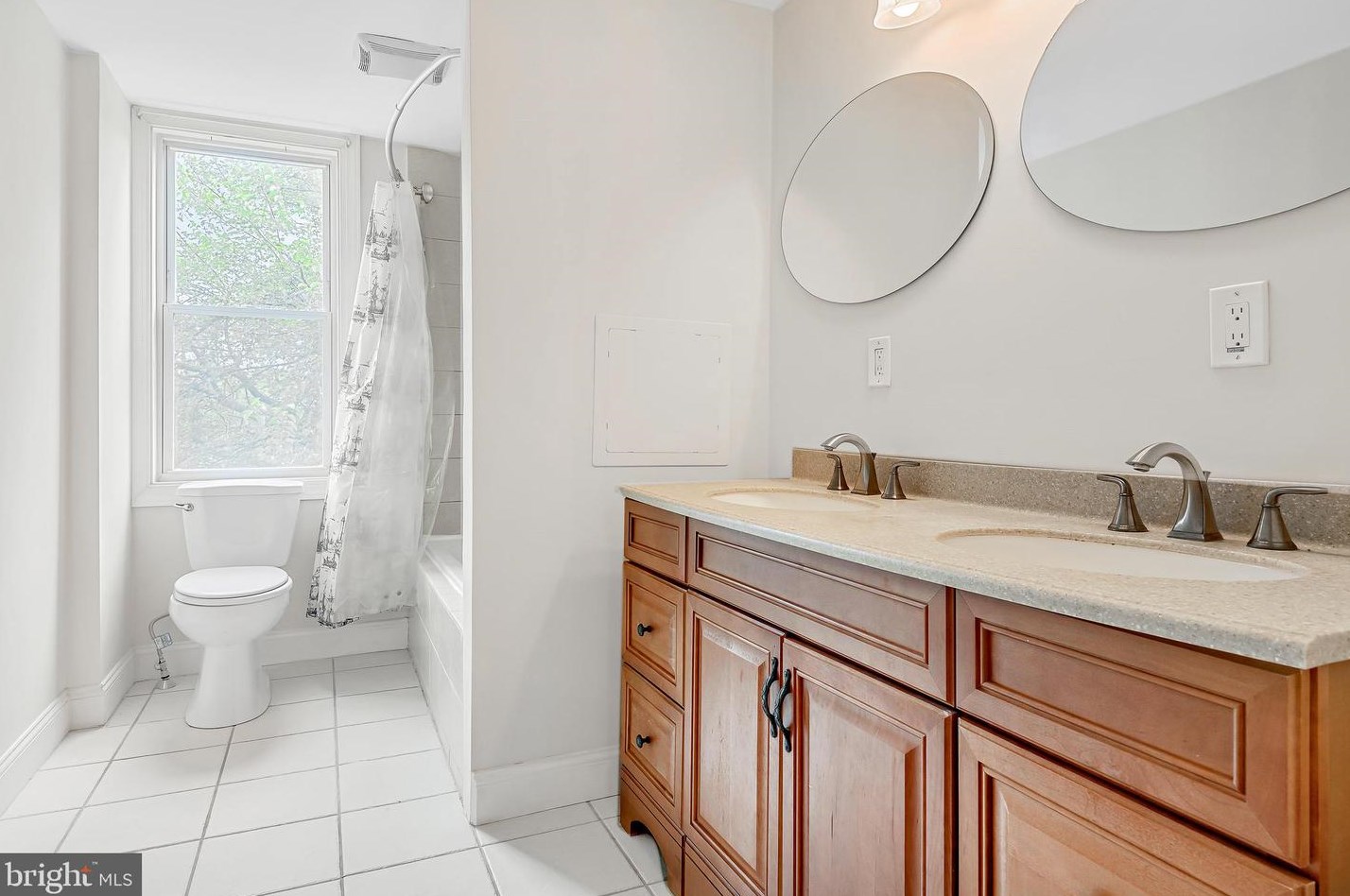 431 Harris St, Harrisburg PA  17102-1661 exterior