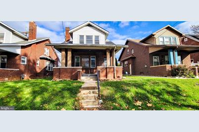 1105 S 19th Street - Photo 1