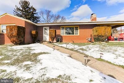 2920 Greenwood Street - Photo 1