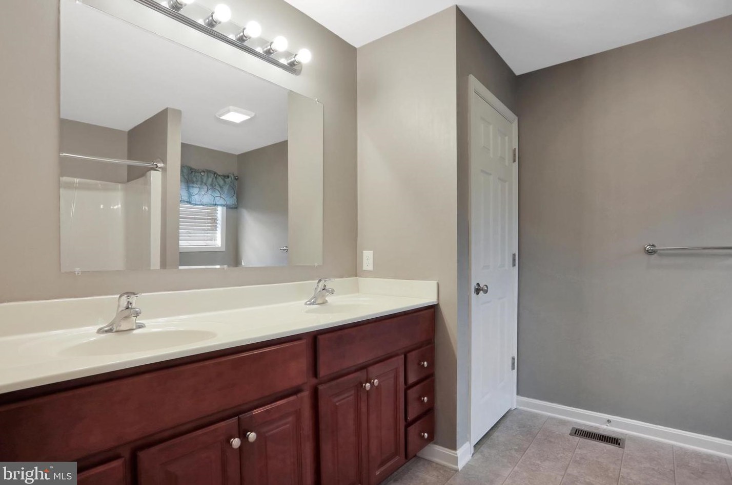 11358 Landis Ave, Roadside PA  17268-1731 exterior
