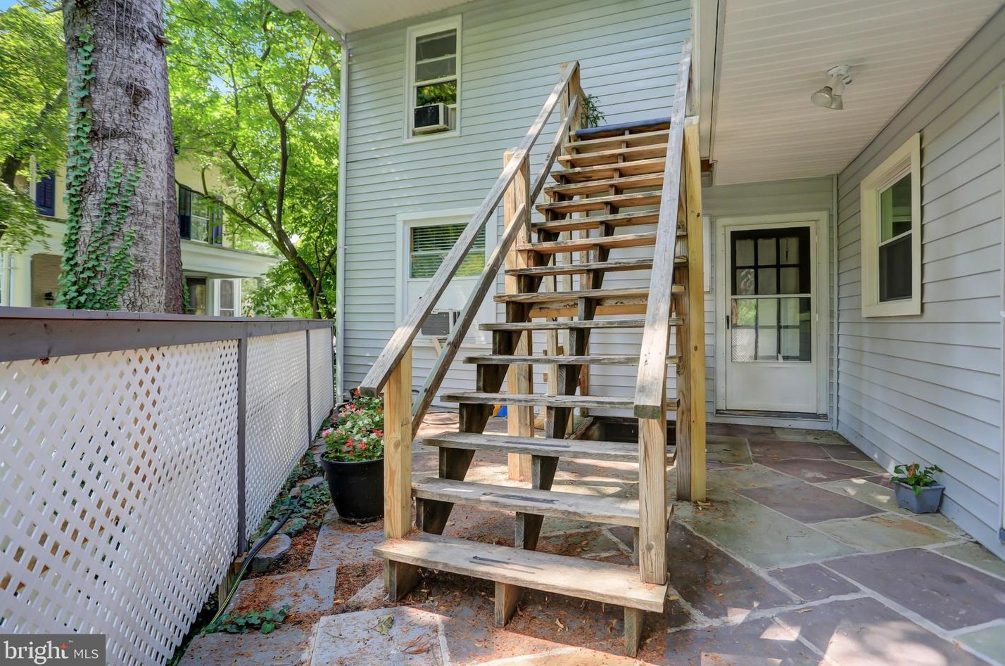 266 Philadelphia Ave, Chambersburg PA  17201-8931 exterior