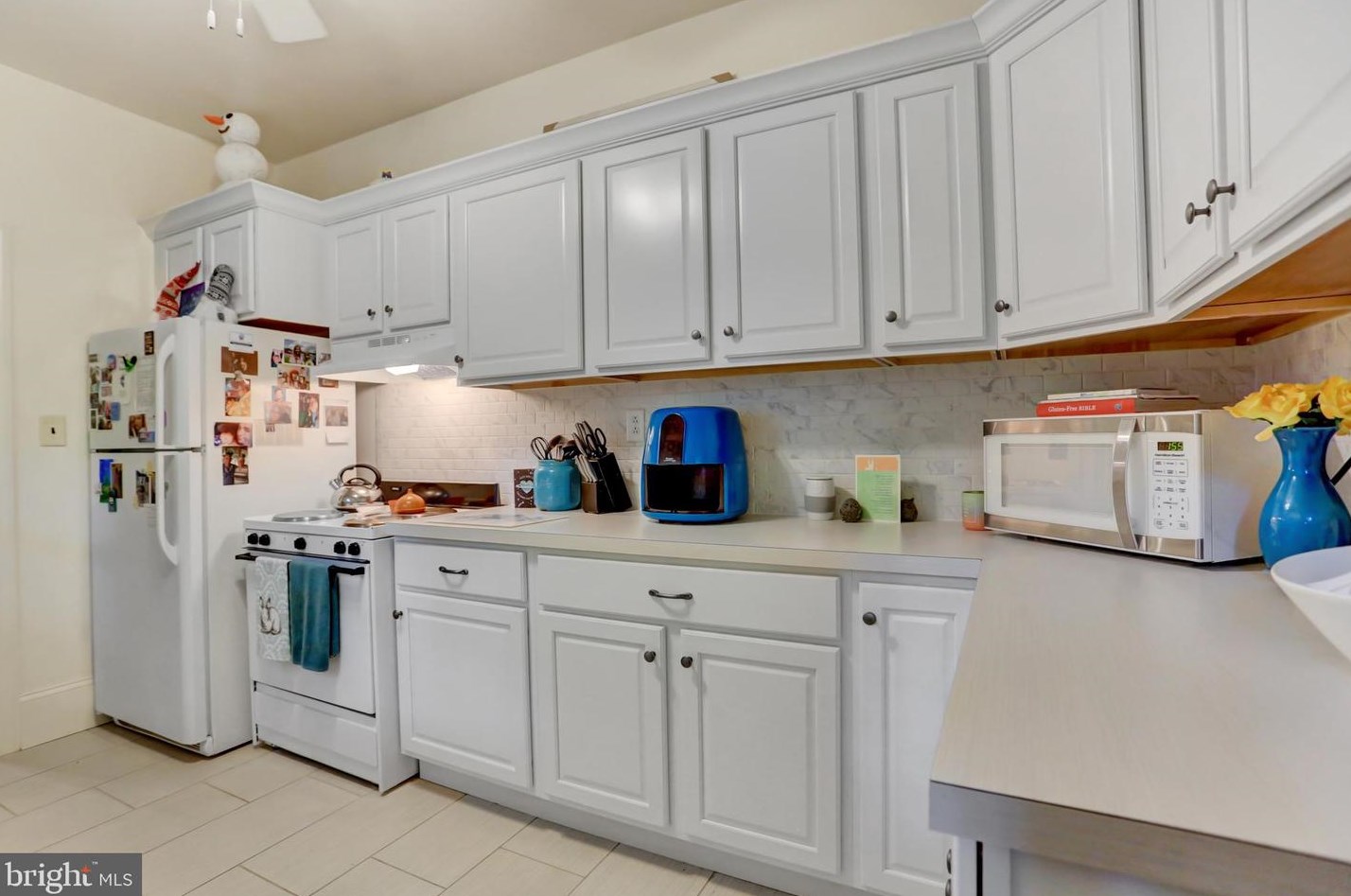 266 Philadelphia Ave, Chambersburg PA  17201-8931 exterior