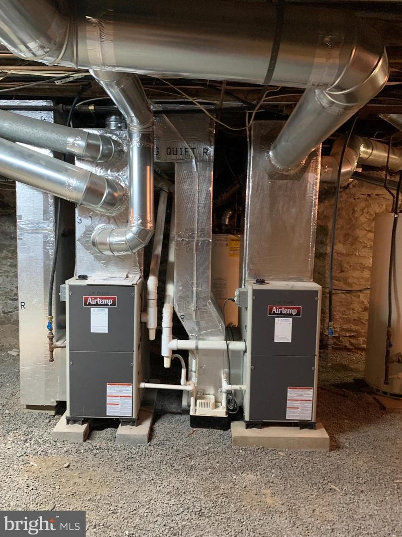 20 3 St, Kinderhook PA 17512-1135 exterior